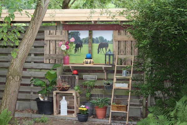 Gartengestaltung mit sichtschutzwänden