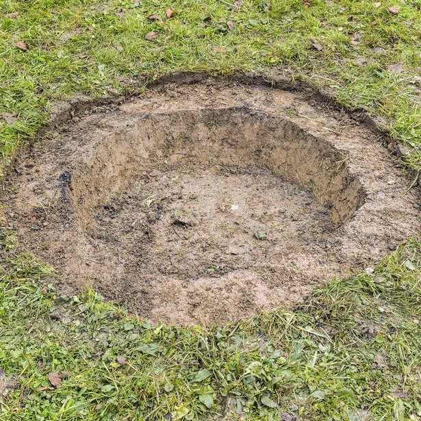 Feuerstelle naturstein garten