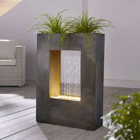 Gartenbrunnen modern