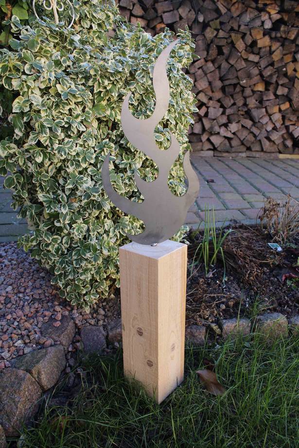 Gartendeko mit holz