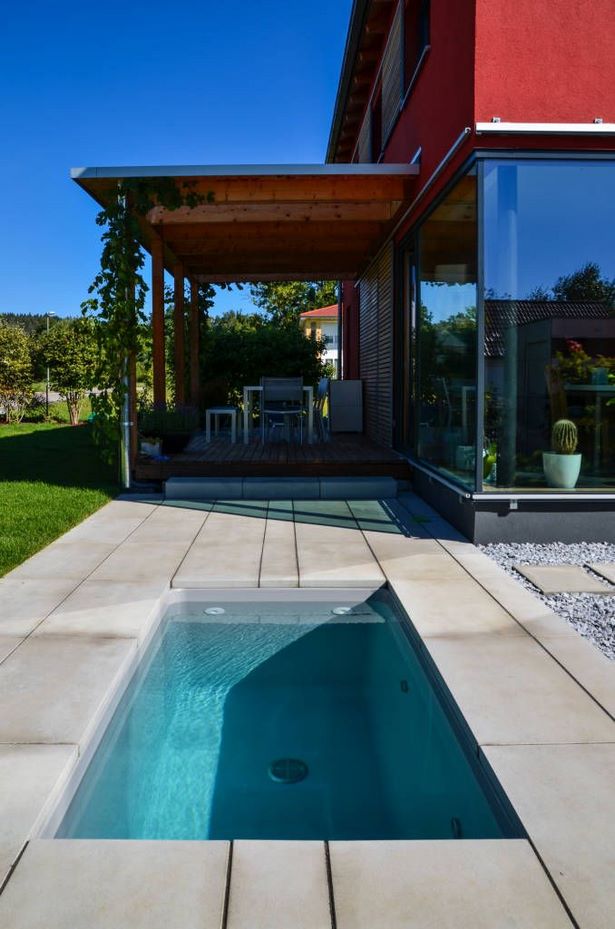 Pool im gartenhaus