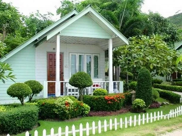 kleines-haus-mit-schonem-garten-44_8-12 Kleines Haus mit schönem Garten