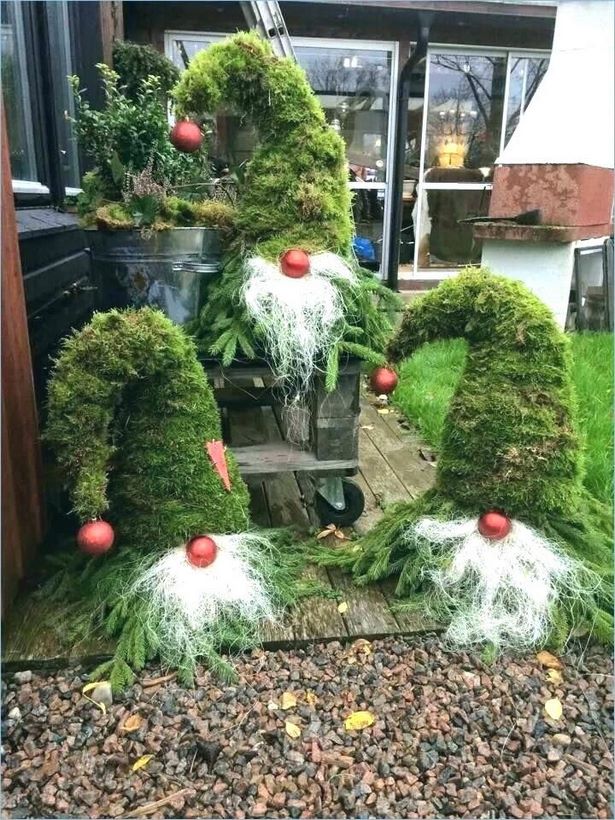 Weihnachtsdeko garten