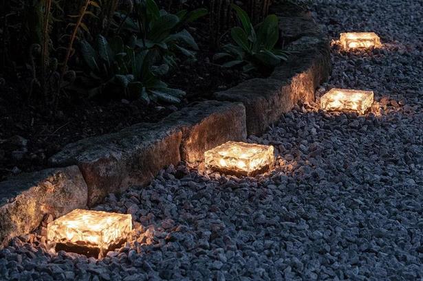 ideen-fur-bodenbeleuchtung-im-freien-85 Outdoor ground lighting ideas