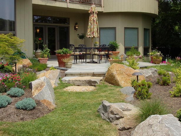 kleine-hinterhof-terrasse-landschaft-ideen-57_11 Small backyard patio landscape ideas