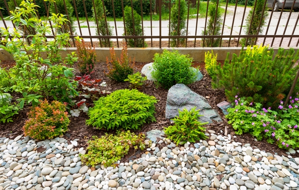 kleine-hof-landschaftsbau-ideen-bilder-79_3 Small yard landscaping ideas pictures