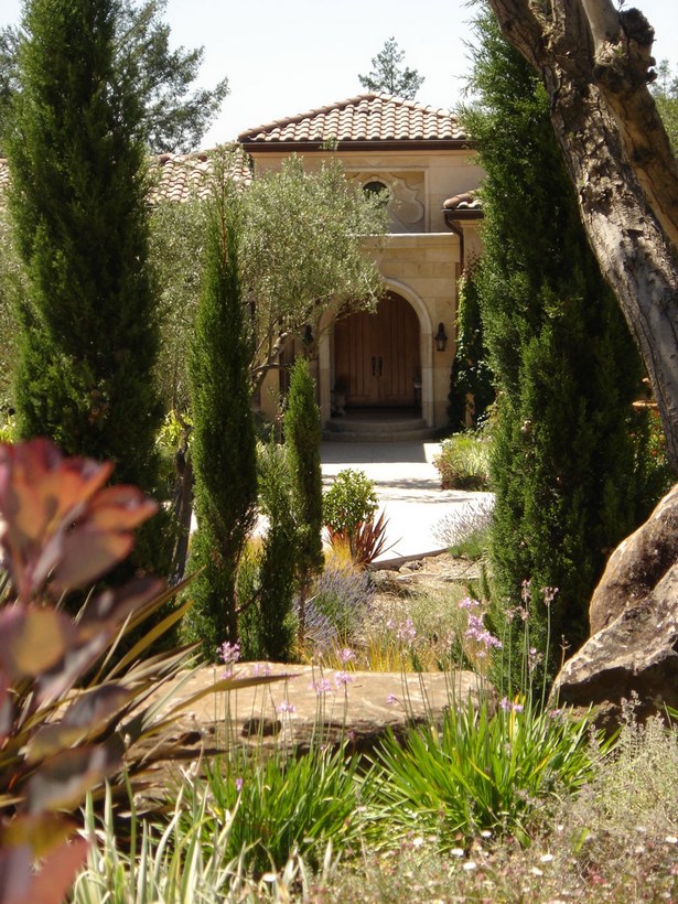 mediterrane-vorgarten-landschaftsbau-ideen-28_10 Mediterranean front yard landscaping ideas