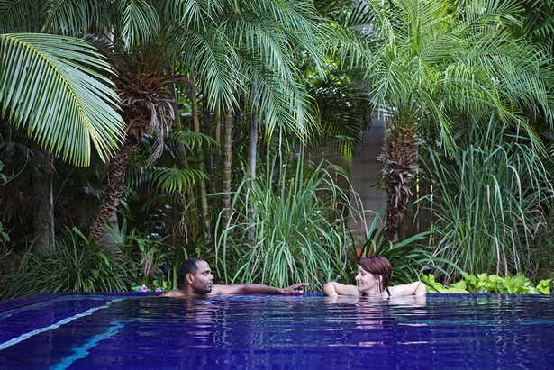 pool-tropische-landschaftsgestaltung-ideen-85_5 Pool tropical landscaping ideas