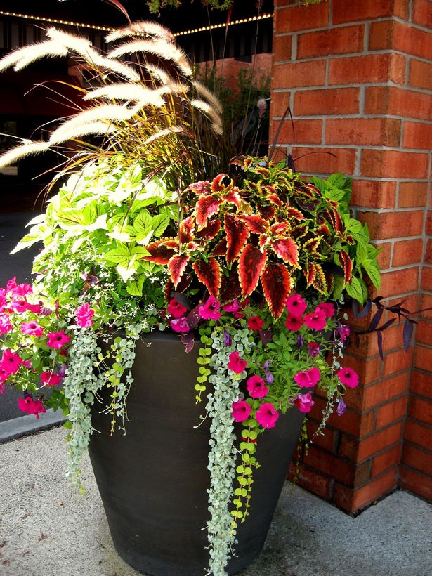 terrasse-pflanzer-ideen-27_3 Outdoor patio planter ideas