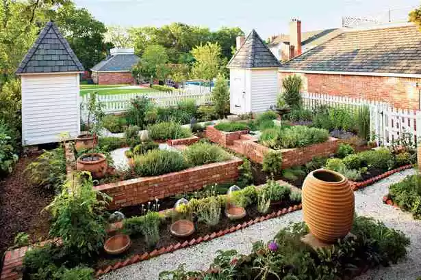 einfache-gartengestaltungen-fur-kleine-garten-19_15-7 Einfache Gartengestaltungen für kleine Gärten