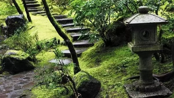 japanischer-garten-der-ruhe-33_12-6 Japanischer Garten der Ruhe