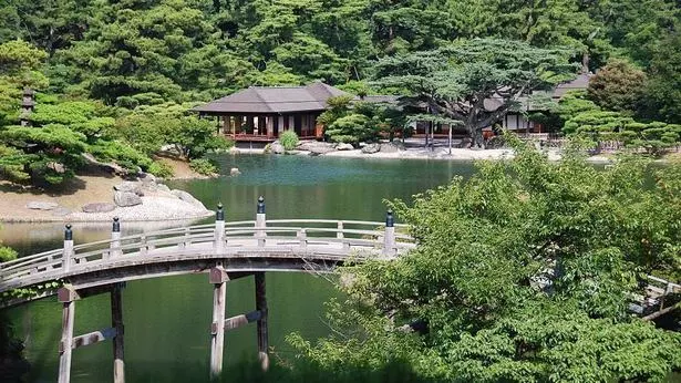 parks-und-garten-in-japan-84_11-4 Parks und Gärten in Japan